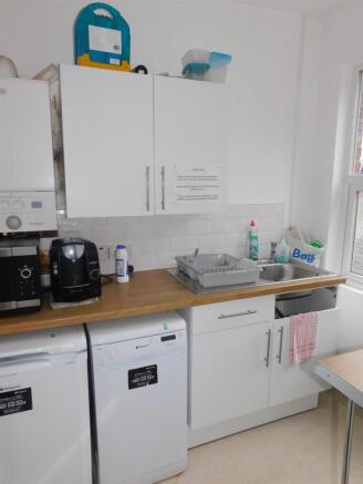 Kitchen.JPG