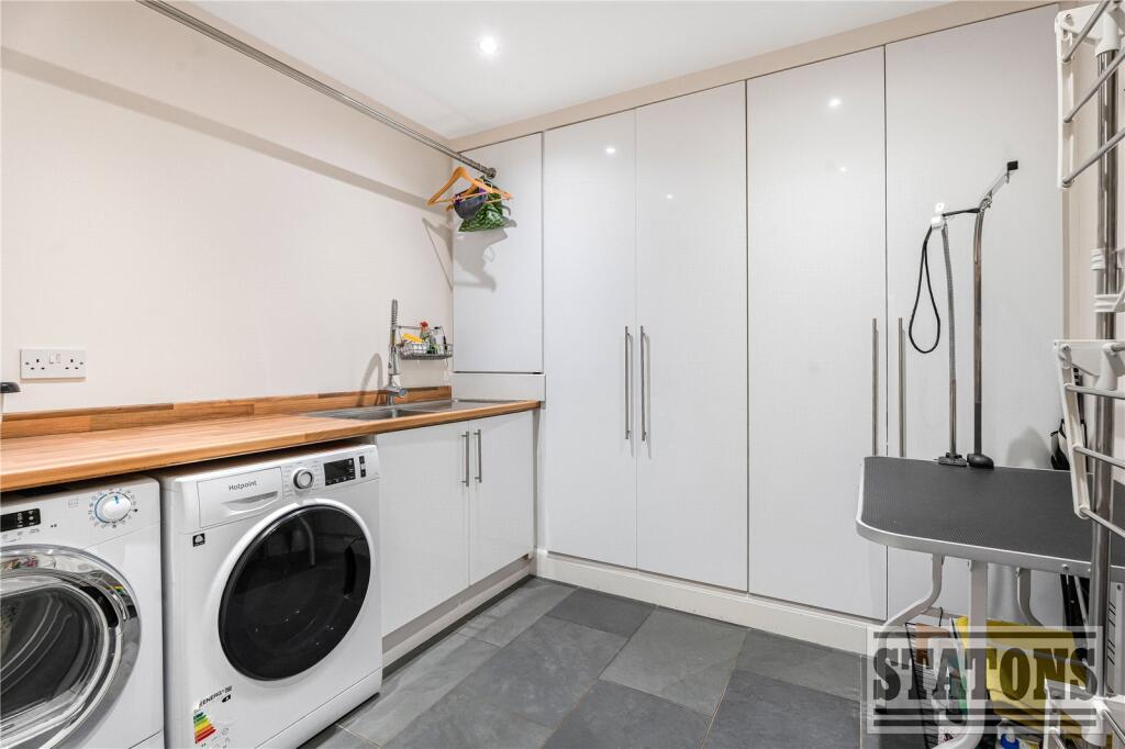 Additional image 11 of Upland Drive, Brookmans Park, Hatfield, Hertfordshire, AL9