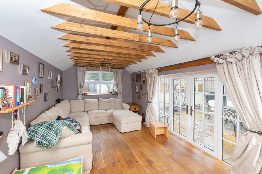 Wellhouse Lane, Penistone, Sheffield, S36 8ER photo 3