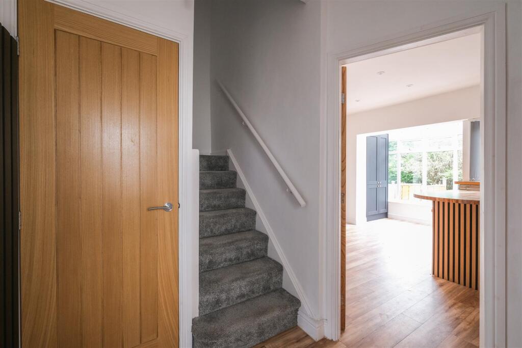 House in Calderdale, Harper Bower - More