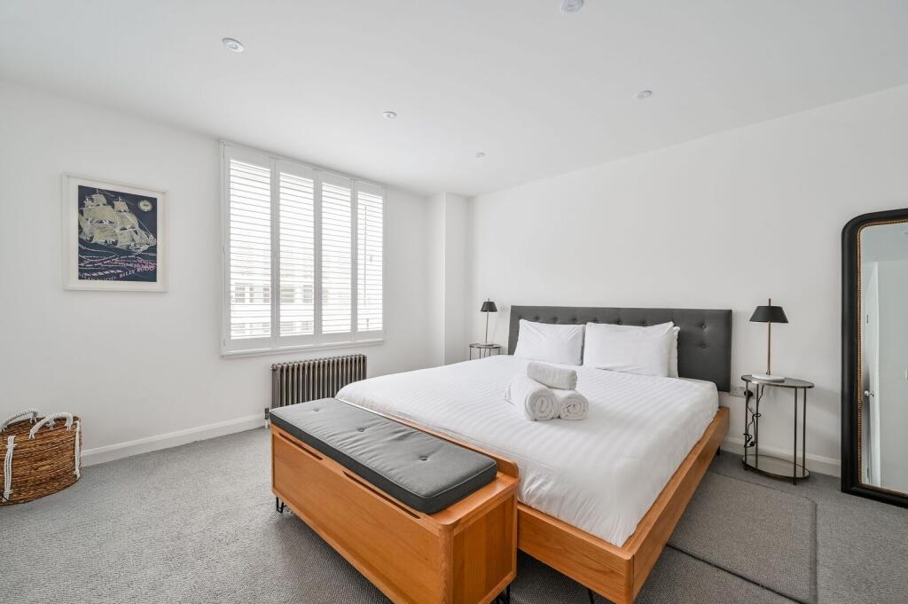 Apartment in London - View 4