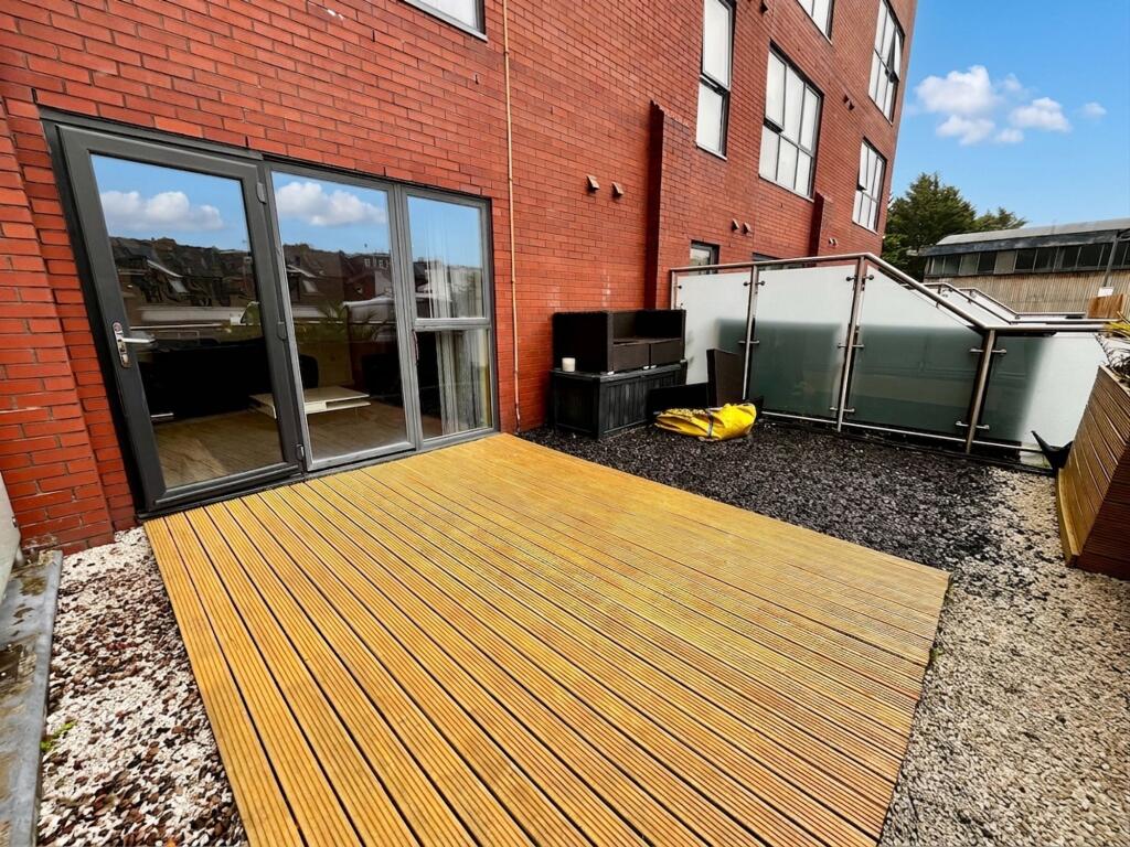 Apartment in Bristol - View 5
