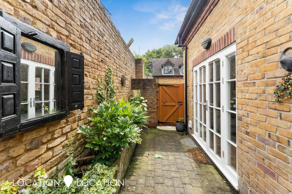 House in London - More