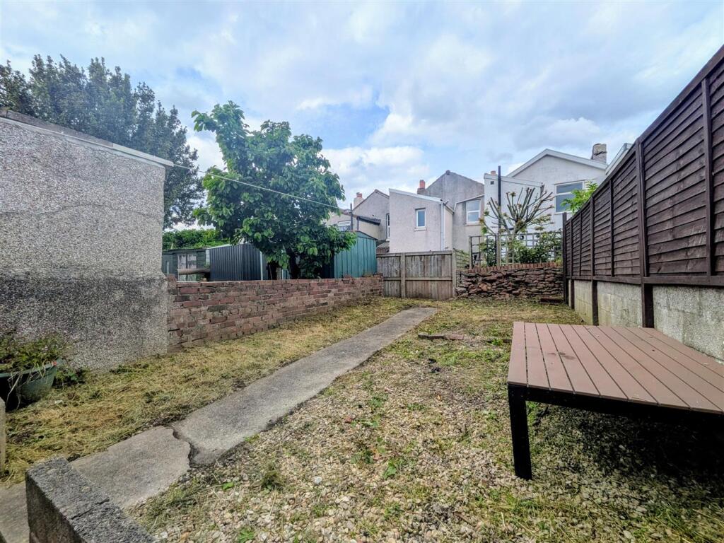 Property photo 11