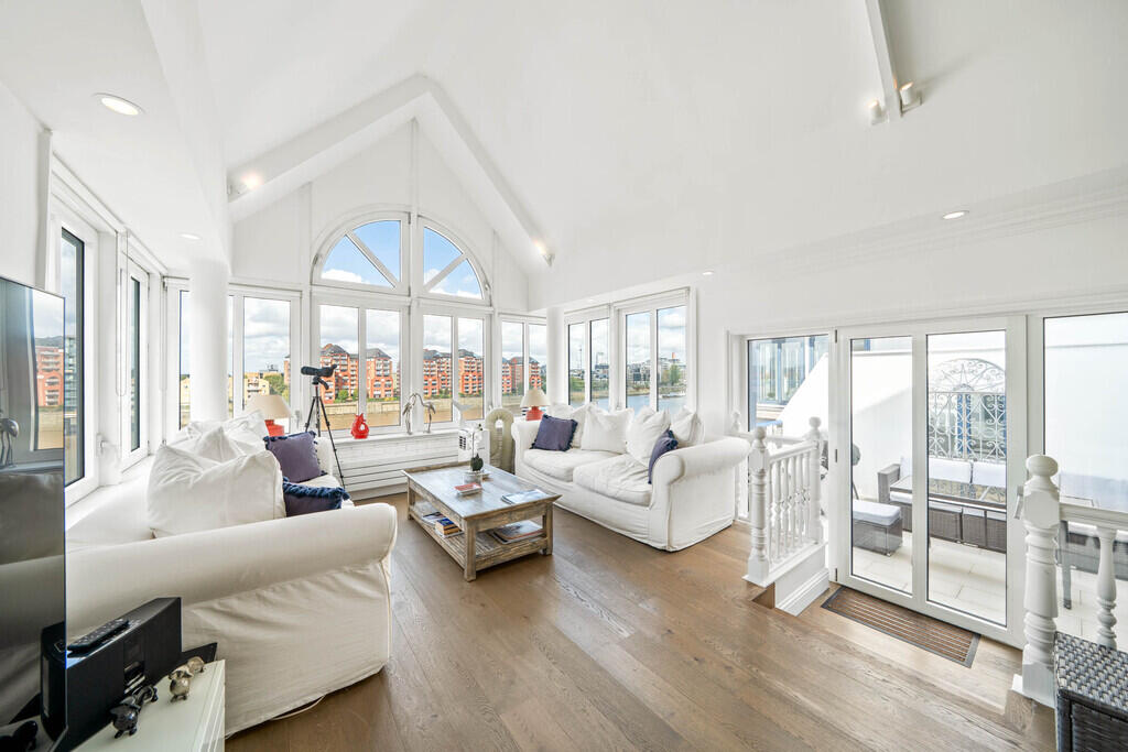 Apartment in London - View 2