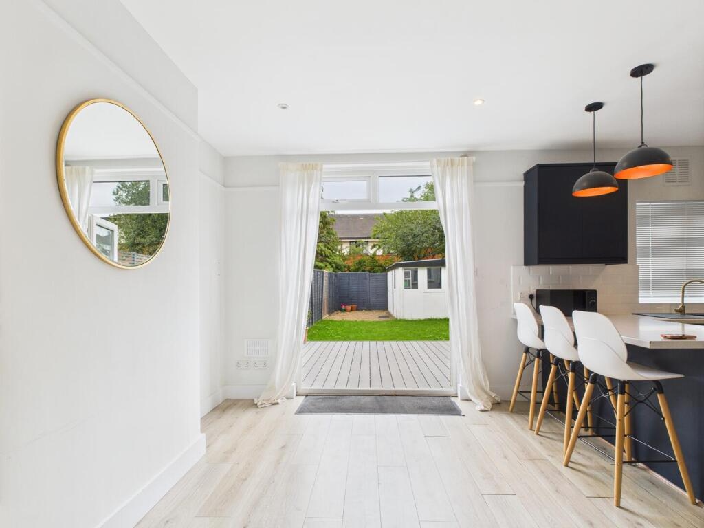 House in London - View 4