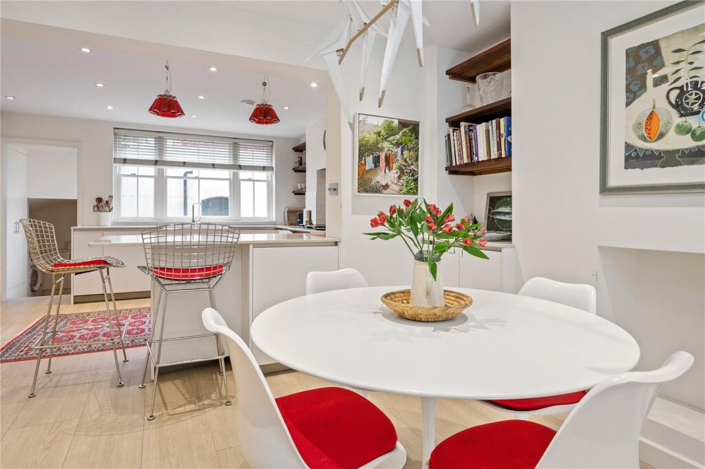 House in London, Angel, Islington - View 4
