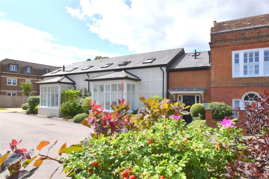 Main image of property: Portsmouth Road, Cobham, KT11