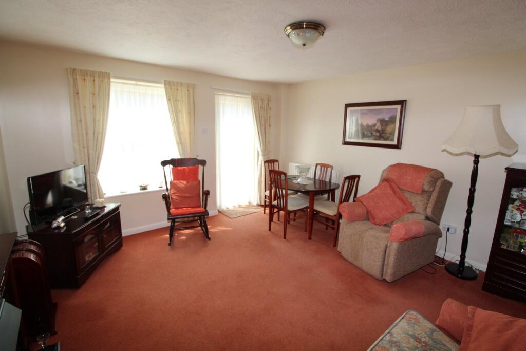 Attlee Close, Lutterworth, LE17 photo 4