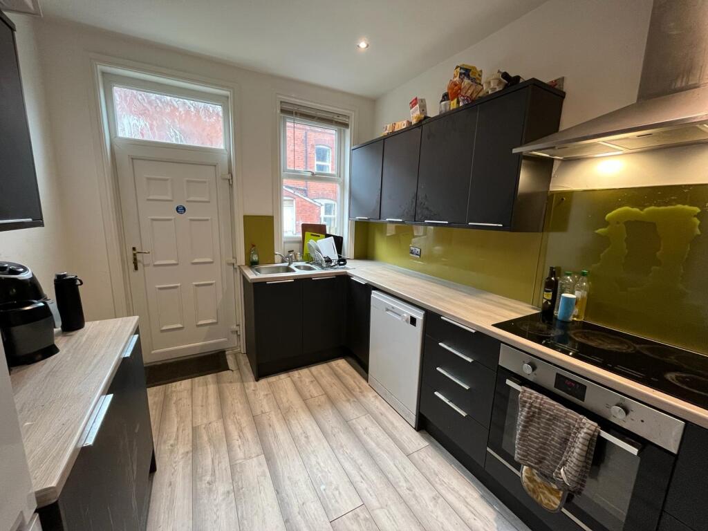 Main image of property: Headingley Avenue, Headingley, Leeds, West Yorkshire