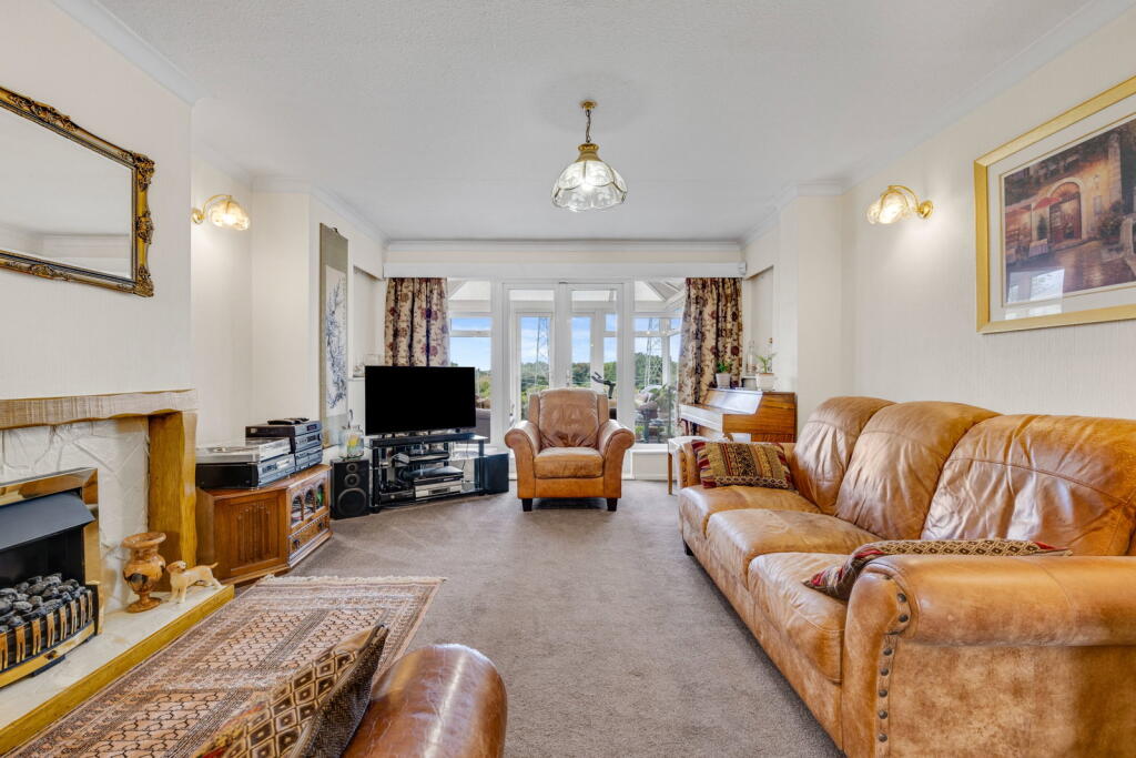 House in Dudley - View 3