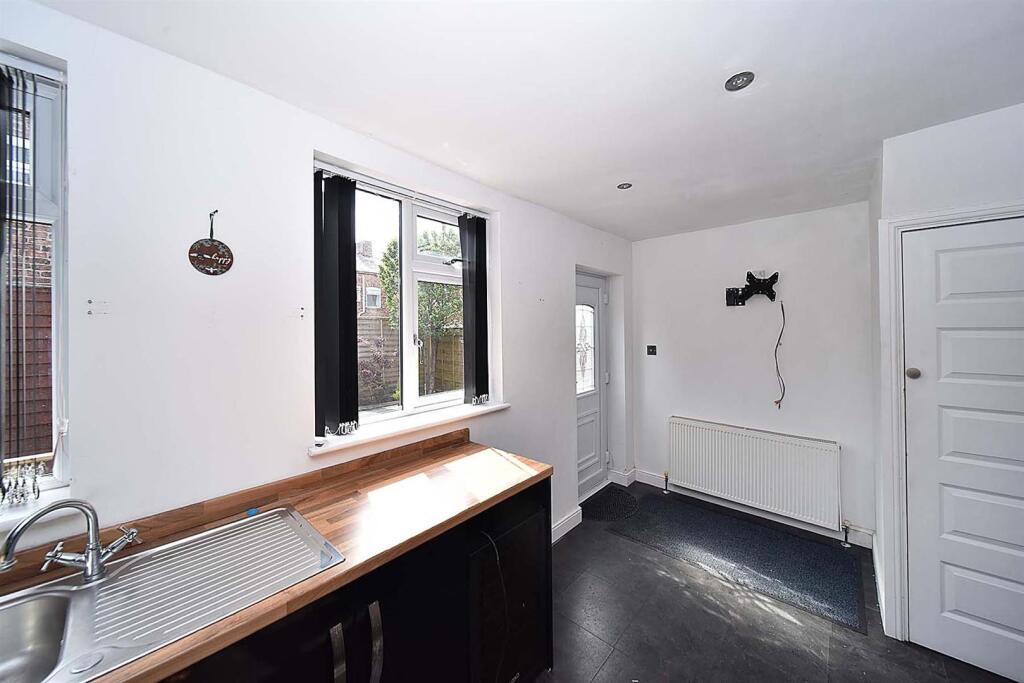 House in Stockport - View 5