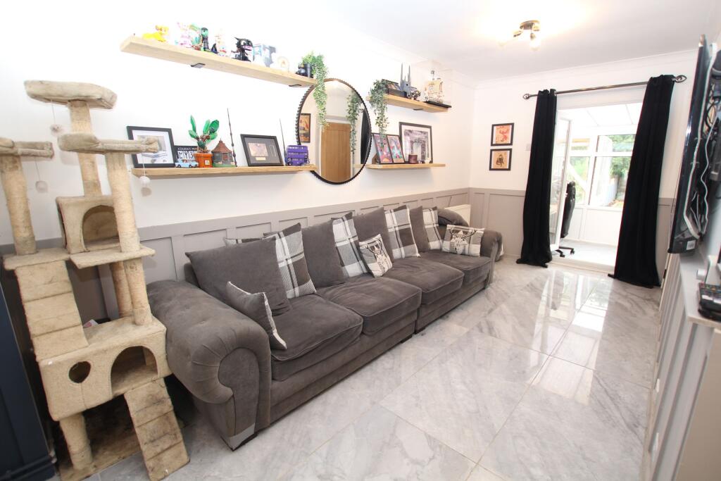 House in Colchester - View 3