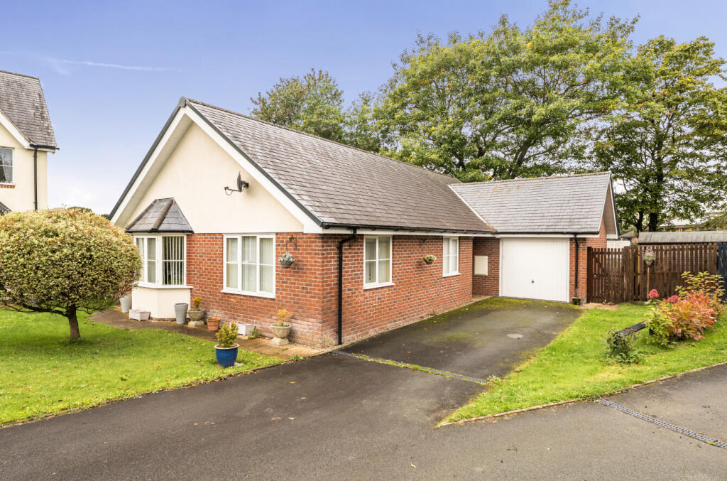 Main image of property: Maes Y Ddawns, Llangadfan, Welshpool, Powys, SY21