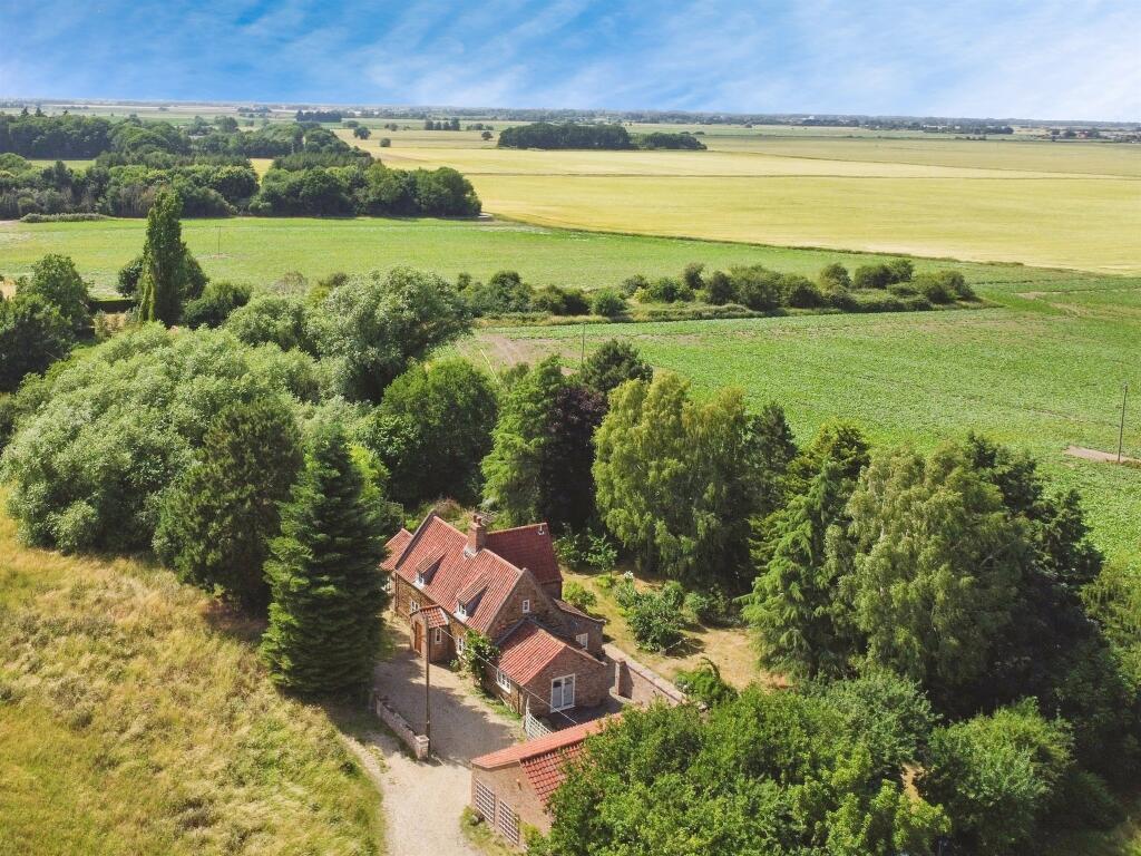 Main image of property: Tottenhill Row, Tottenhill, King's Lynn
