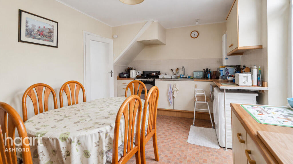 House in Ashford, Willesborough - View 5