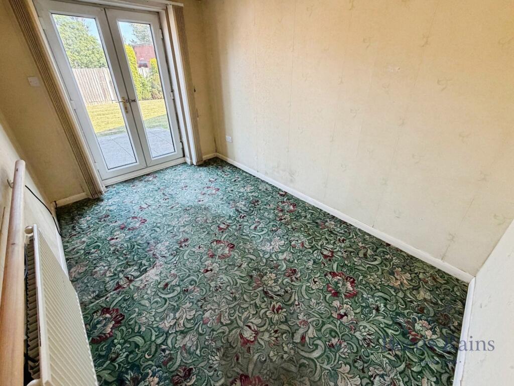 Apartment in Stoke-on-Trent - View 5
