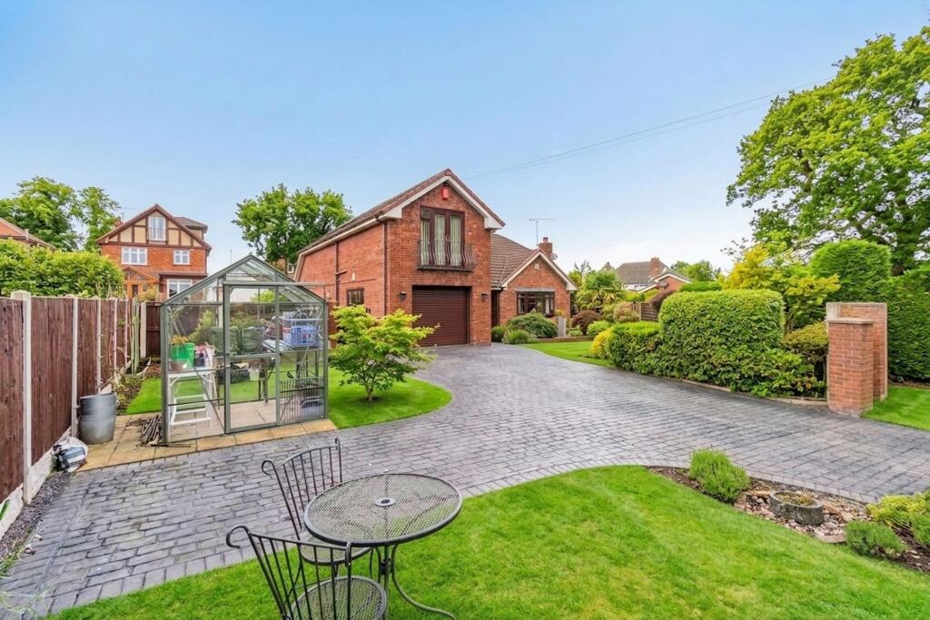 Main image of property: Cottage Lane, Mancot, CH5