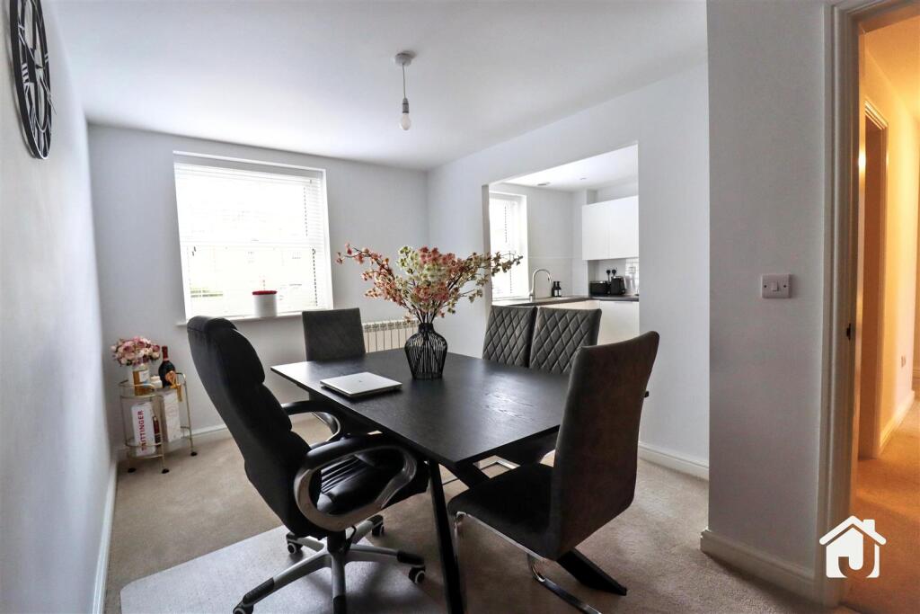 Apartment in Leicester - More