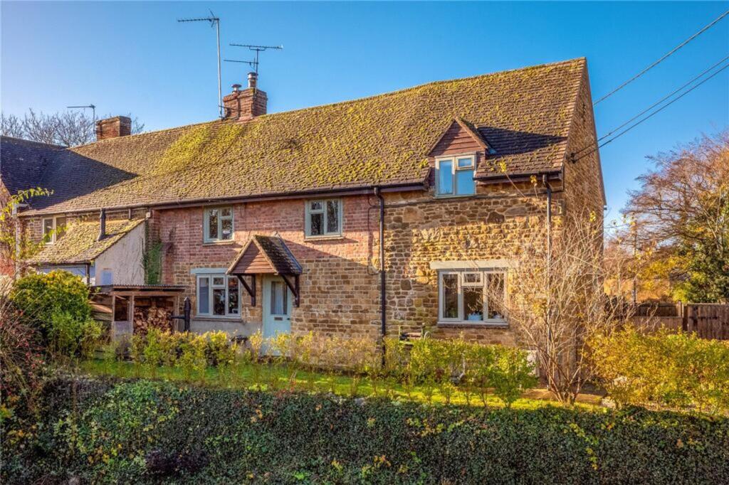 Main image of property: Well Cottage