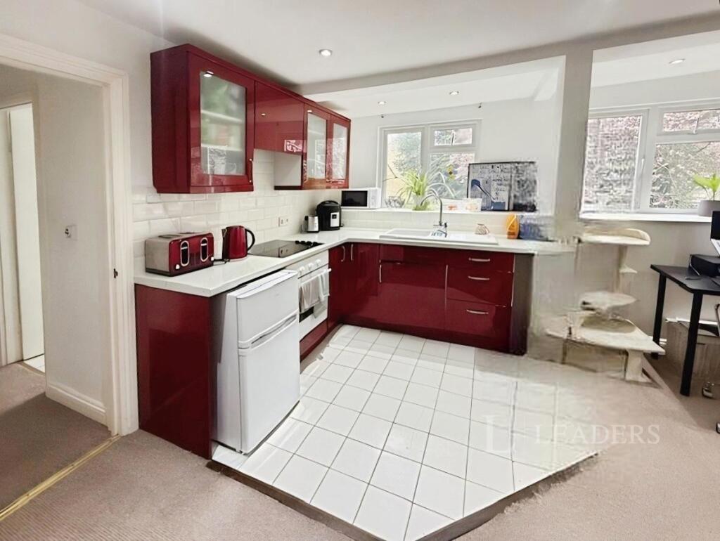 Main image of property: Archway Court, Faringdon, SN7