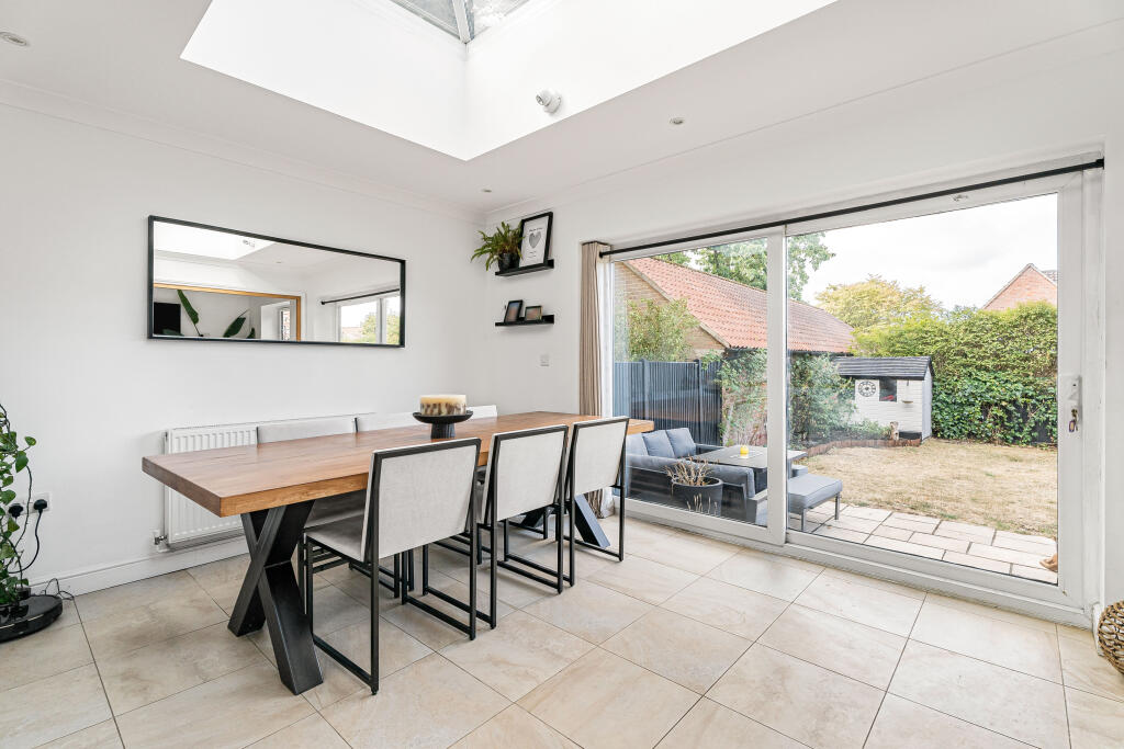 House in St Albans - View 2