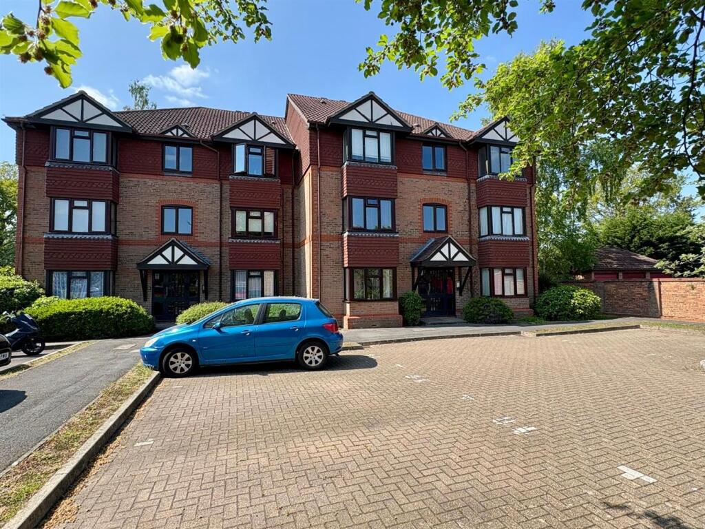 Main image of property: Chestnut Close, Fleet