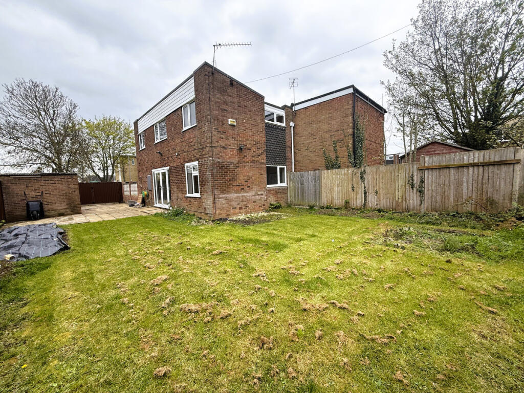 Fairfax Court, St. Neots, PE19 photo 4