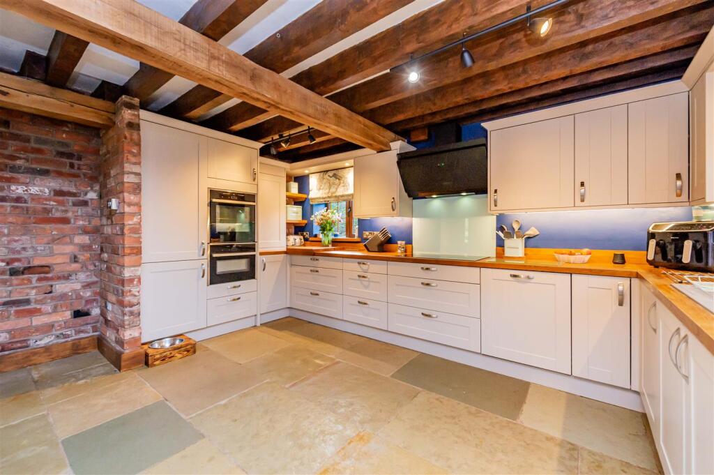 House in Shrewsbury - View 4