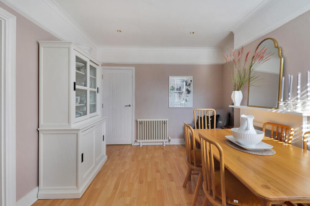 Culverden Avenue, Tunbridge Wells - View 6
