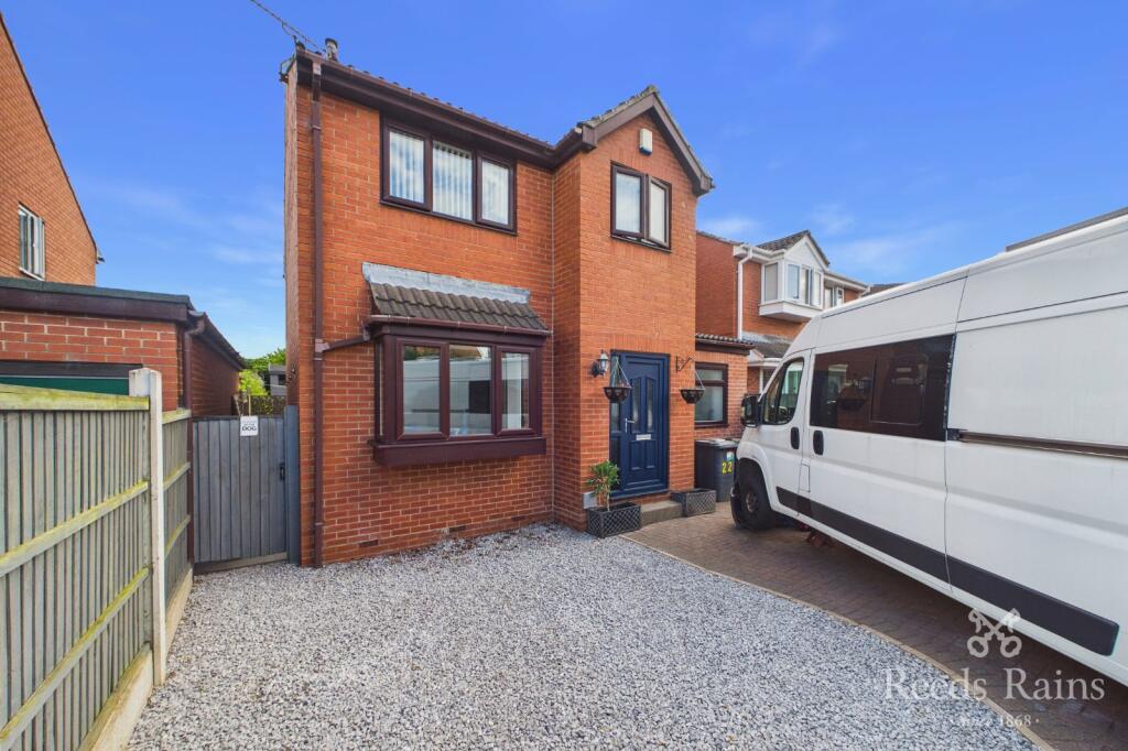 Main image of property: Lytham Avenue, Dinnington, Sheffield, South Yorkshire, S25