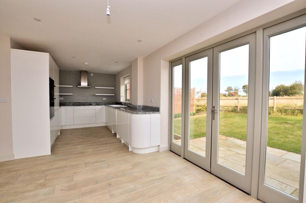 House in Peterborough - View 3