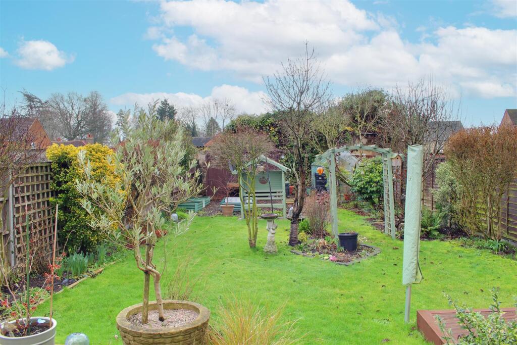 Frowyke Crescent, South Mimms photo 4