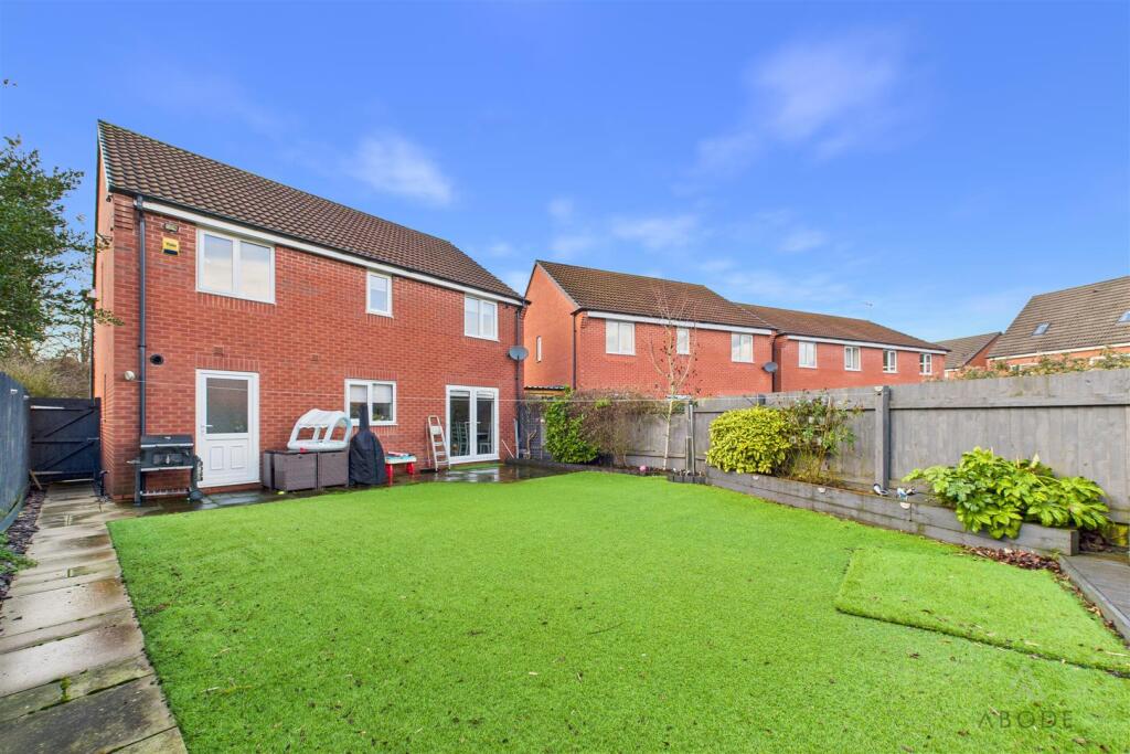 Upton Drive, Burton-on-Trent image 3