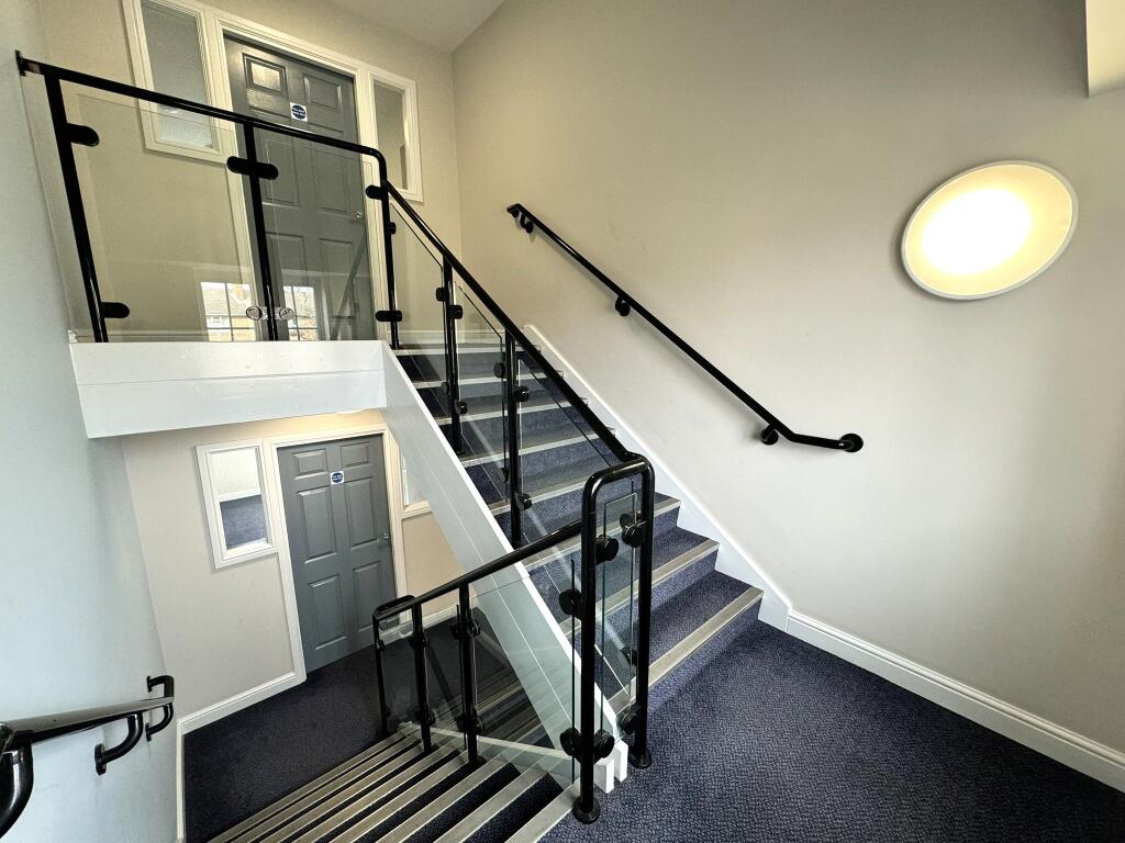 Flat , Kingfisher Court, Willenhall - View 2