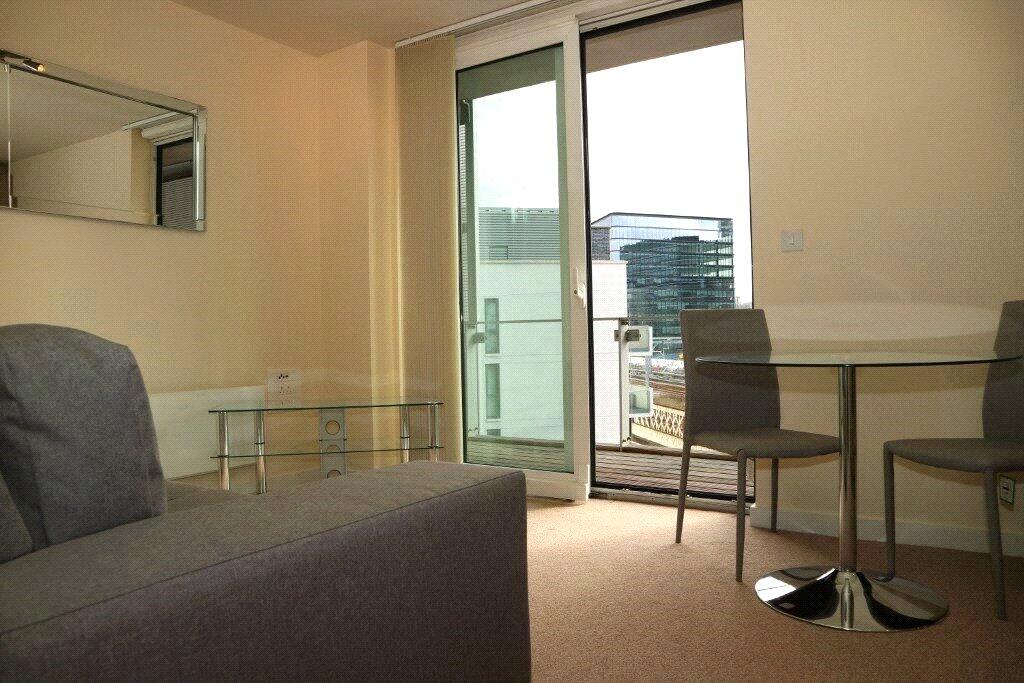 Apartment in Manchester - View 3