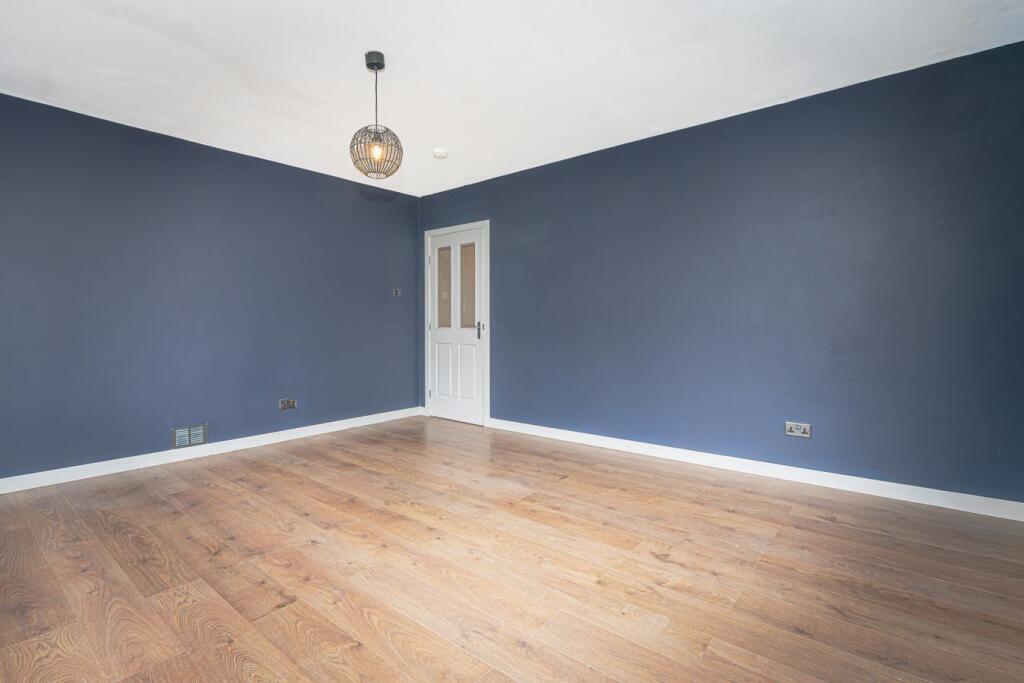 Apartment in Kirkcaldy, Fife - View 4
