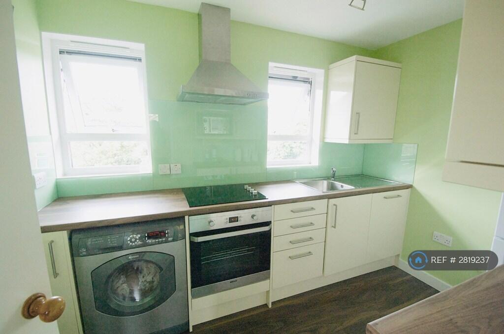 Main image of property: Crawford Close, Cambridge, CB4