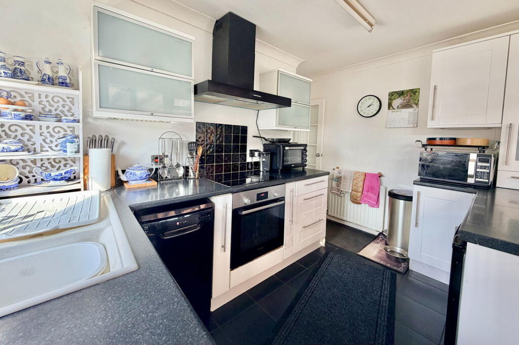 House in Wealden, Westham - More