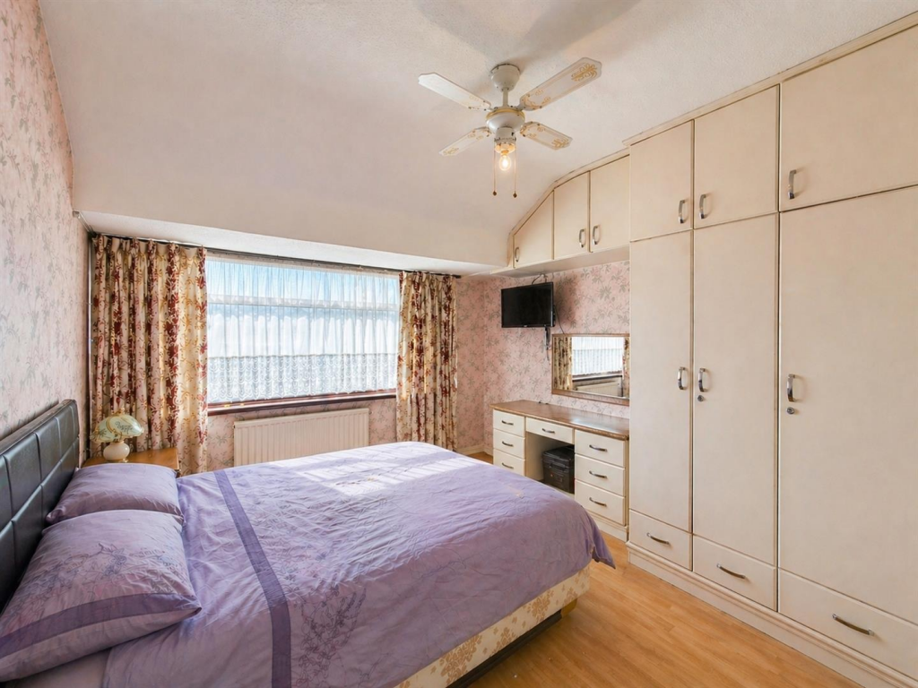 Marlborough Road, Southall, UB2 - View 4