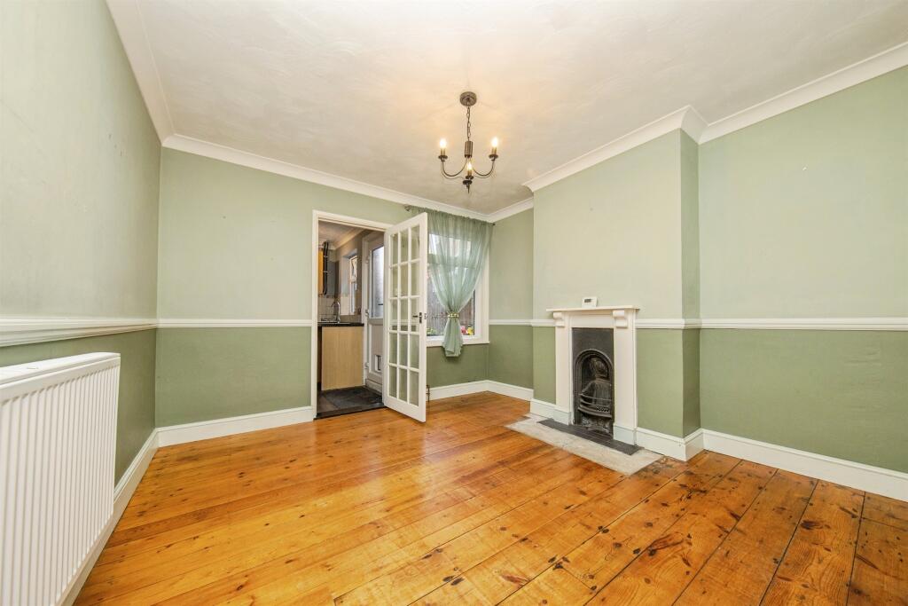 House in Ipswich - View 4