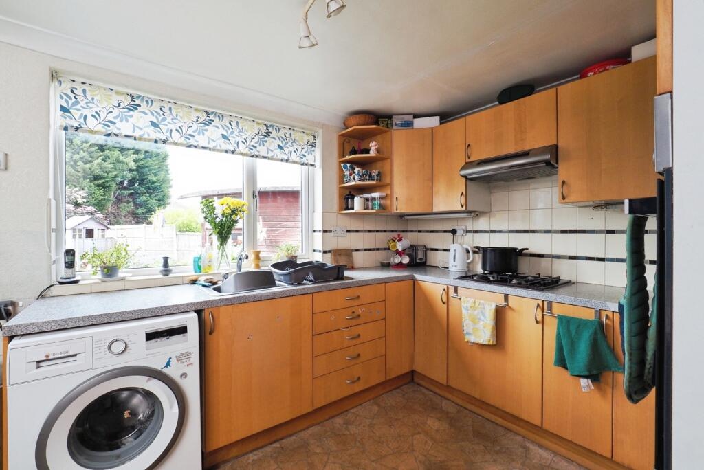 House in Nottingham, Chilwell - More