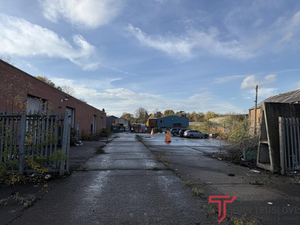 Main image of property: Hewell Road, Redditch, B97 6AN