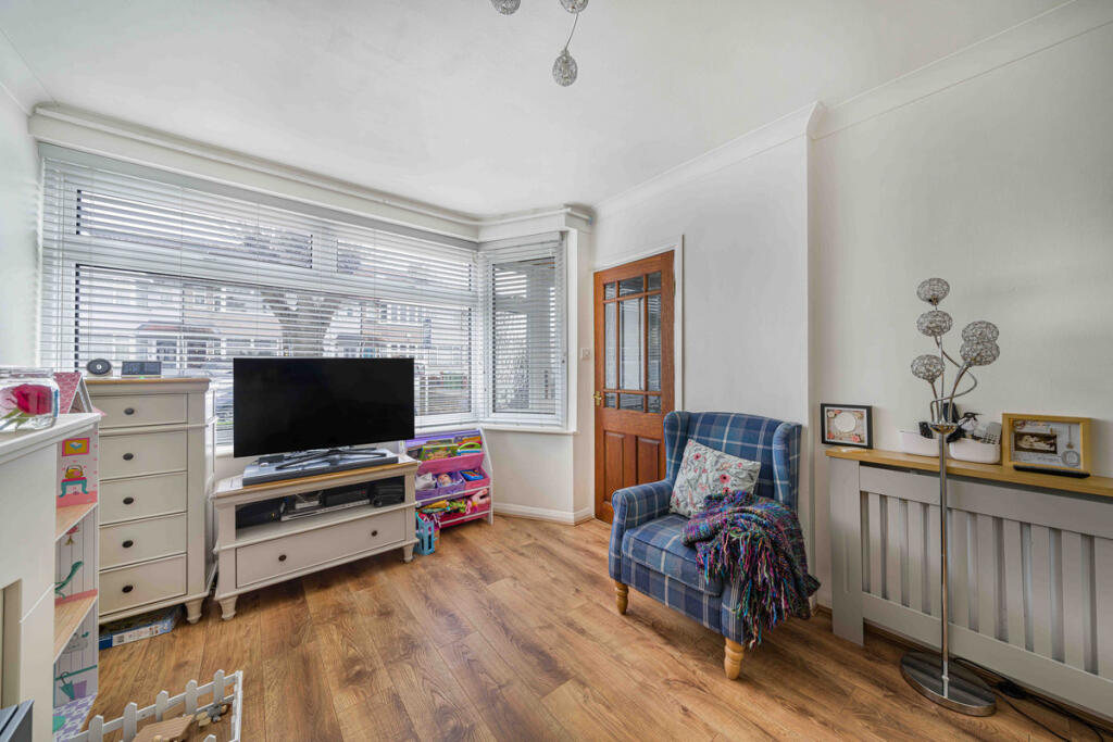 Lime Grove, Sidcup, DA15 8PH - More