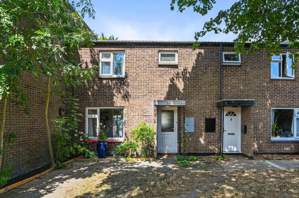 Main image of property: Weavers Close, Hadleigh