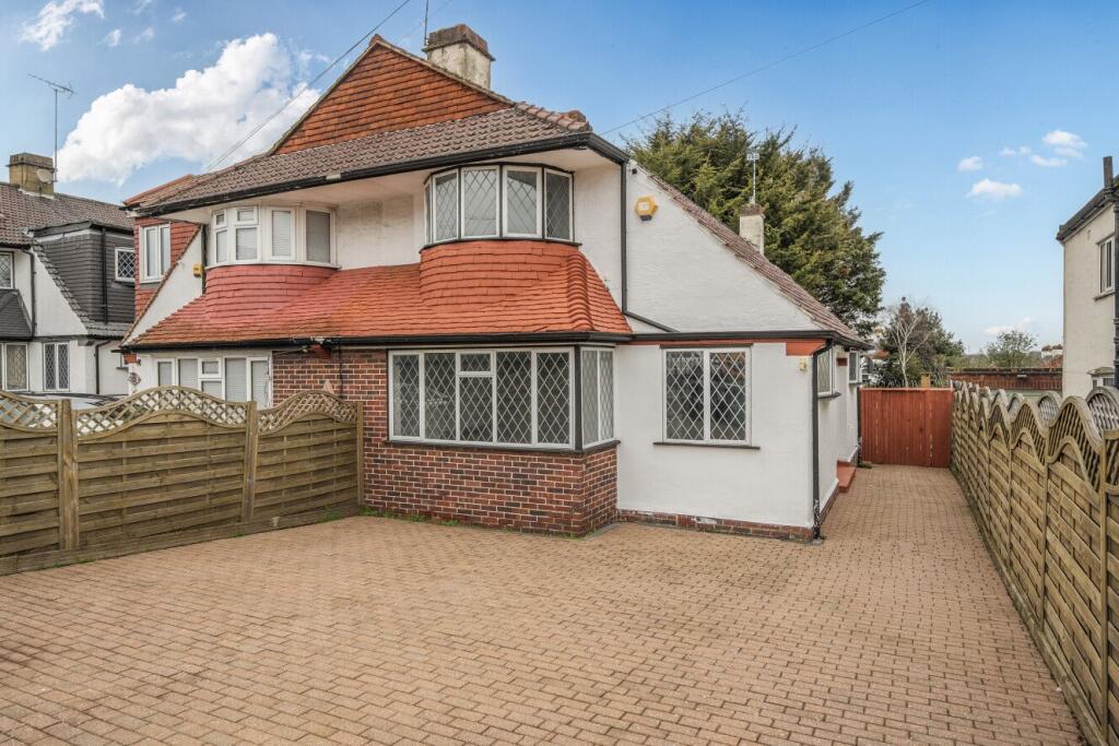 Main image of property: Burnt Ash Hill, Lee, London, SE12