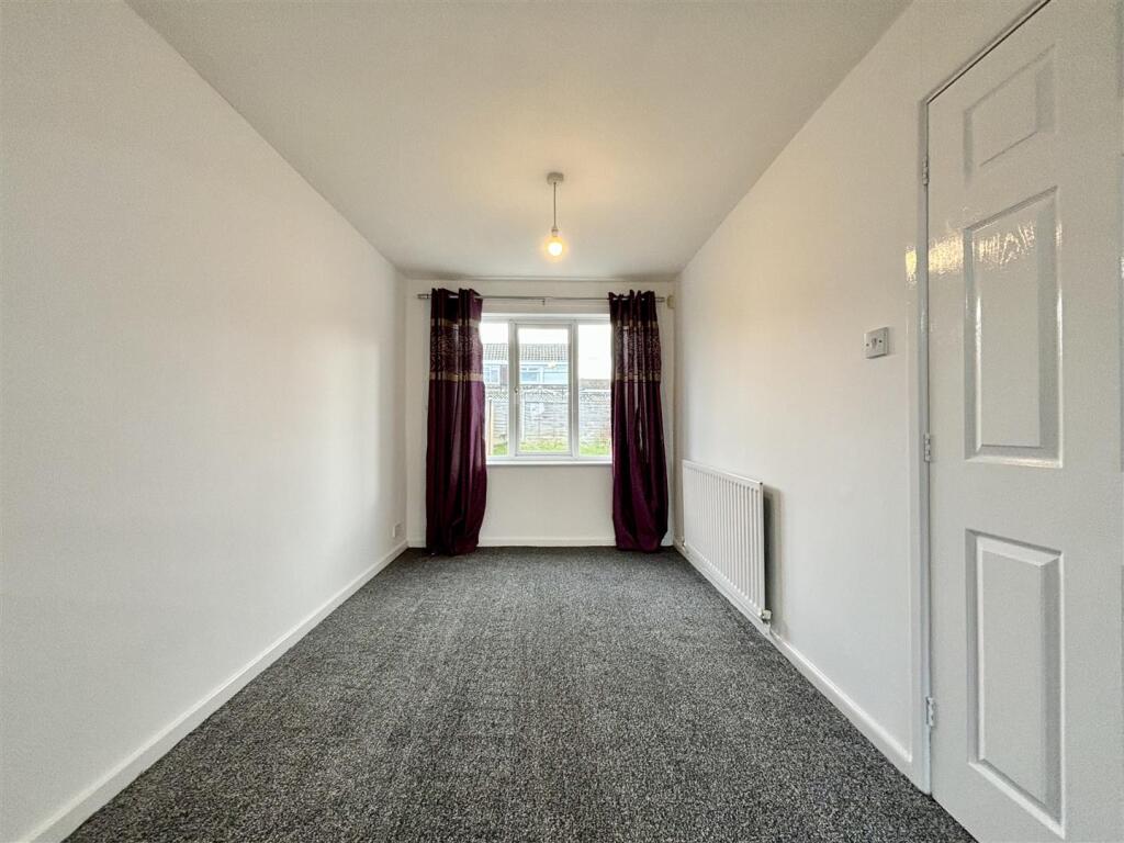 Additional image 4 of Hunters Park Avenue, Clayton, Bradford