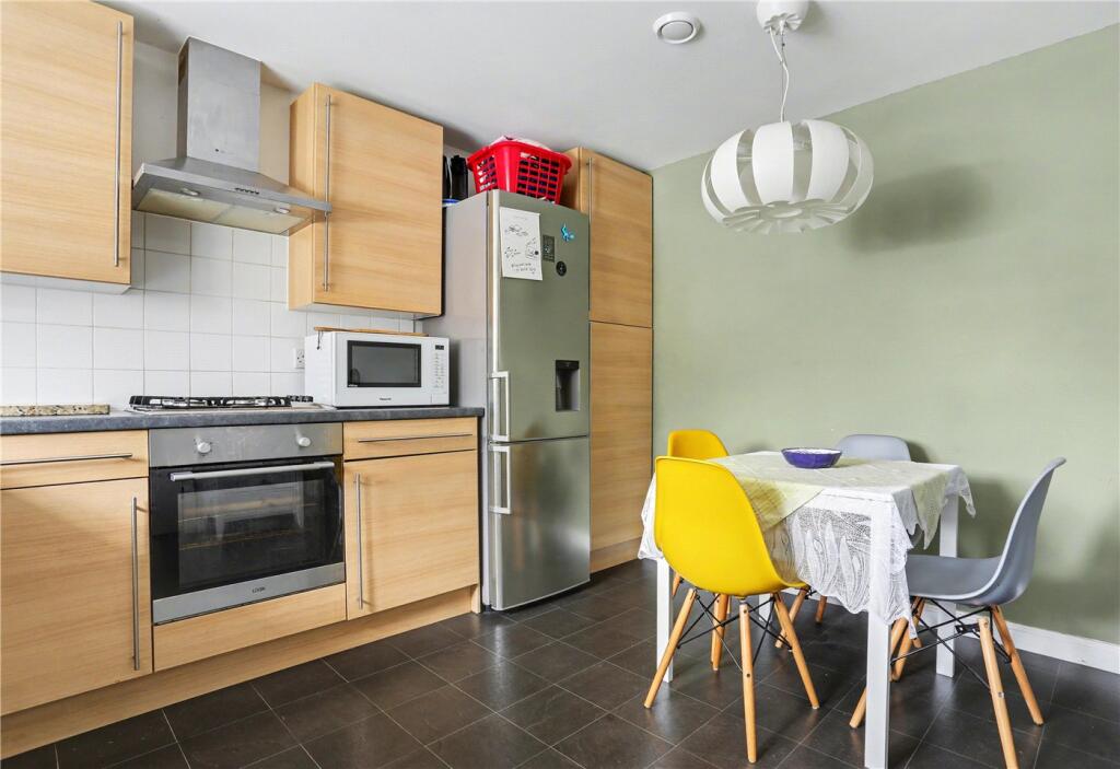 House in Norwich, Roundhouse Park, Cringleford - View 5