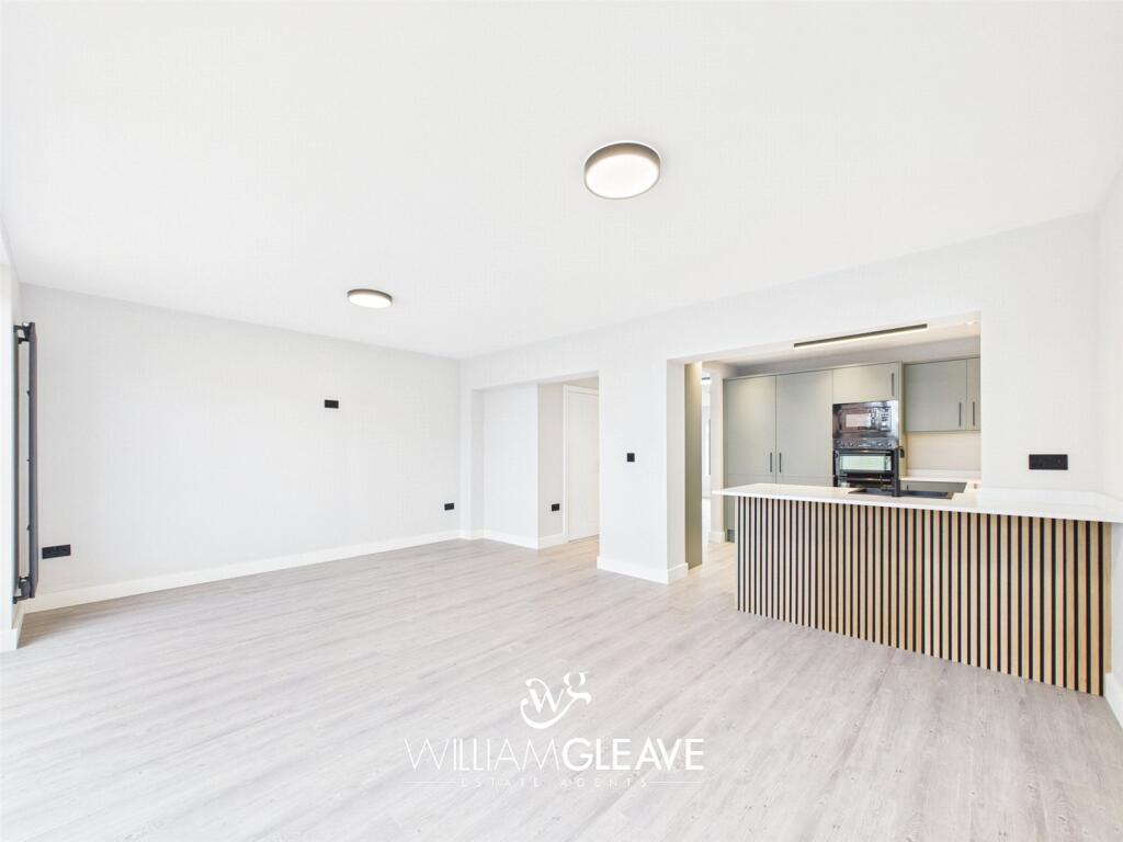 19 Llewelyn Drive photo 4