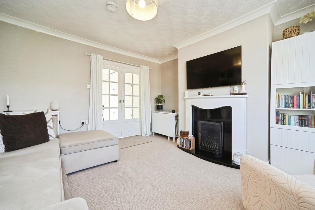 House in Bradford, West Yorkshire - View 4